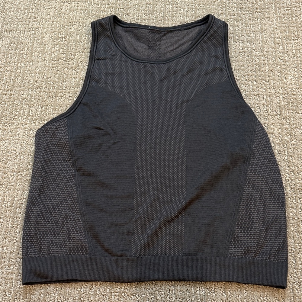 Lululemon crop tank